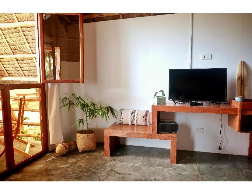 Surya Beach Resort Palawan Aborlan Exteriör bild