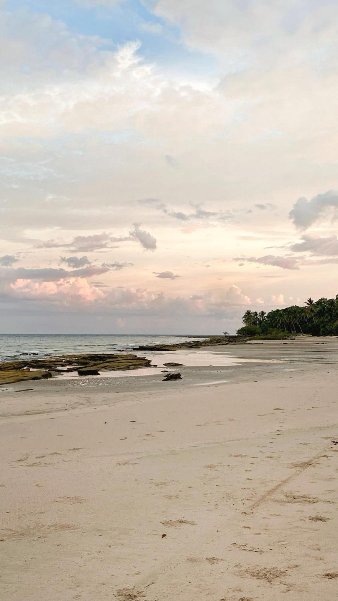 Surya Beach Resort Palawan Aborlan Exteriör bild