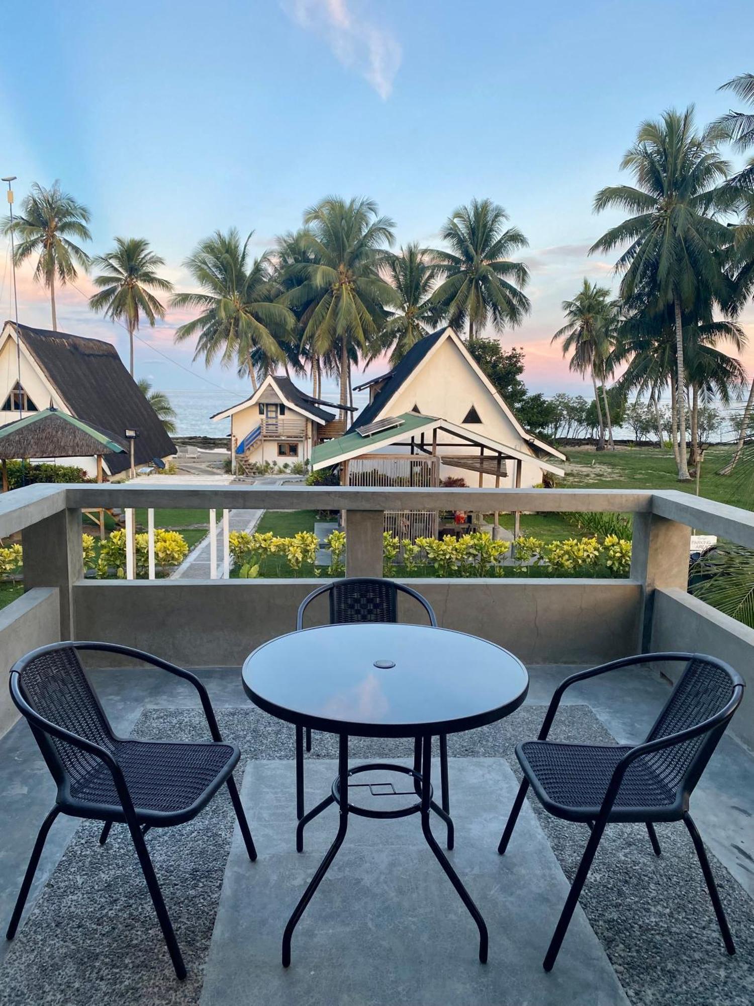 Surya Beach Resort Palawan Aborlan Exteriör bild