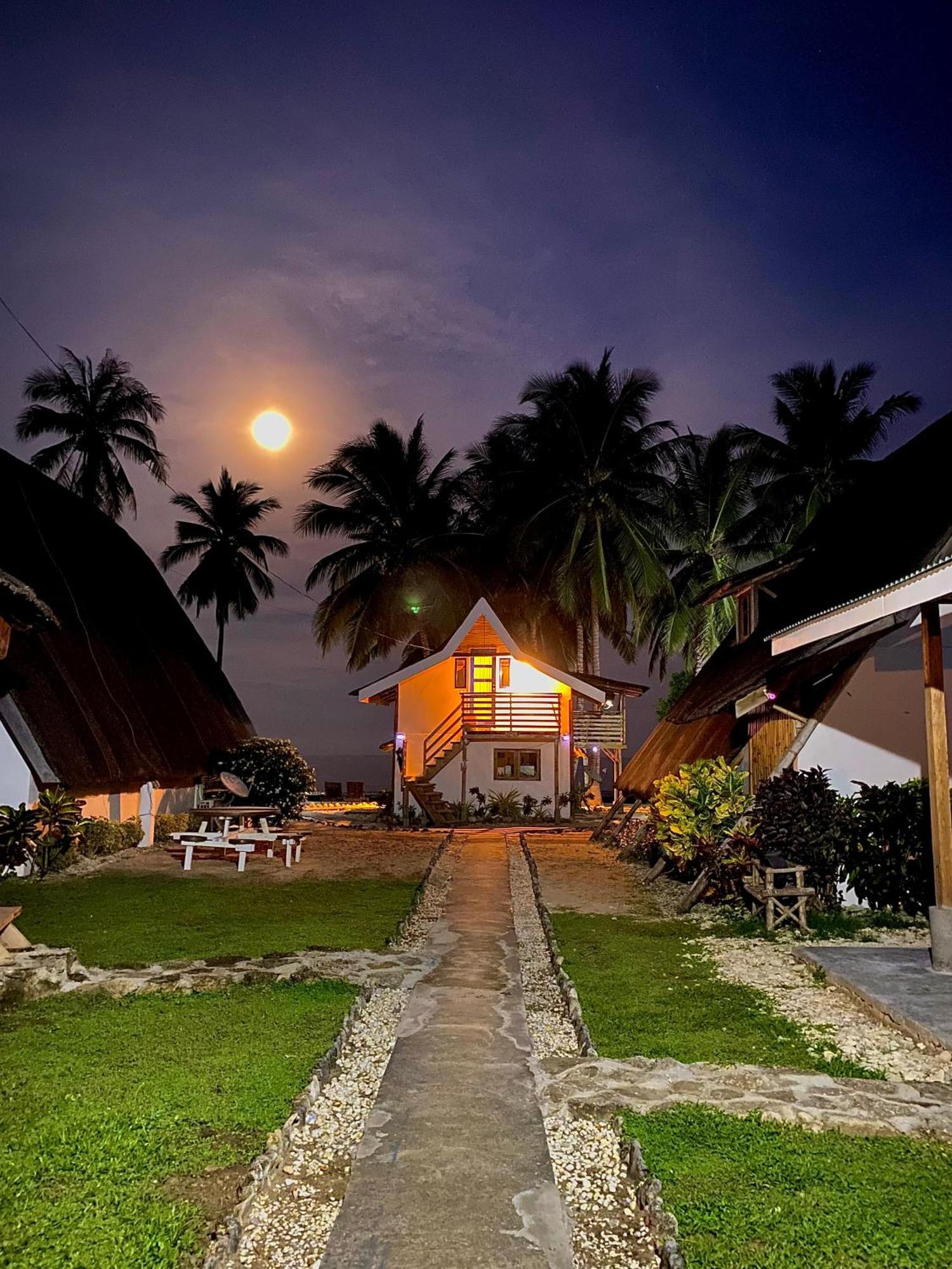 Surya Beach Resort Palawan Aborlan Exteriör bild