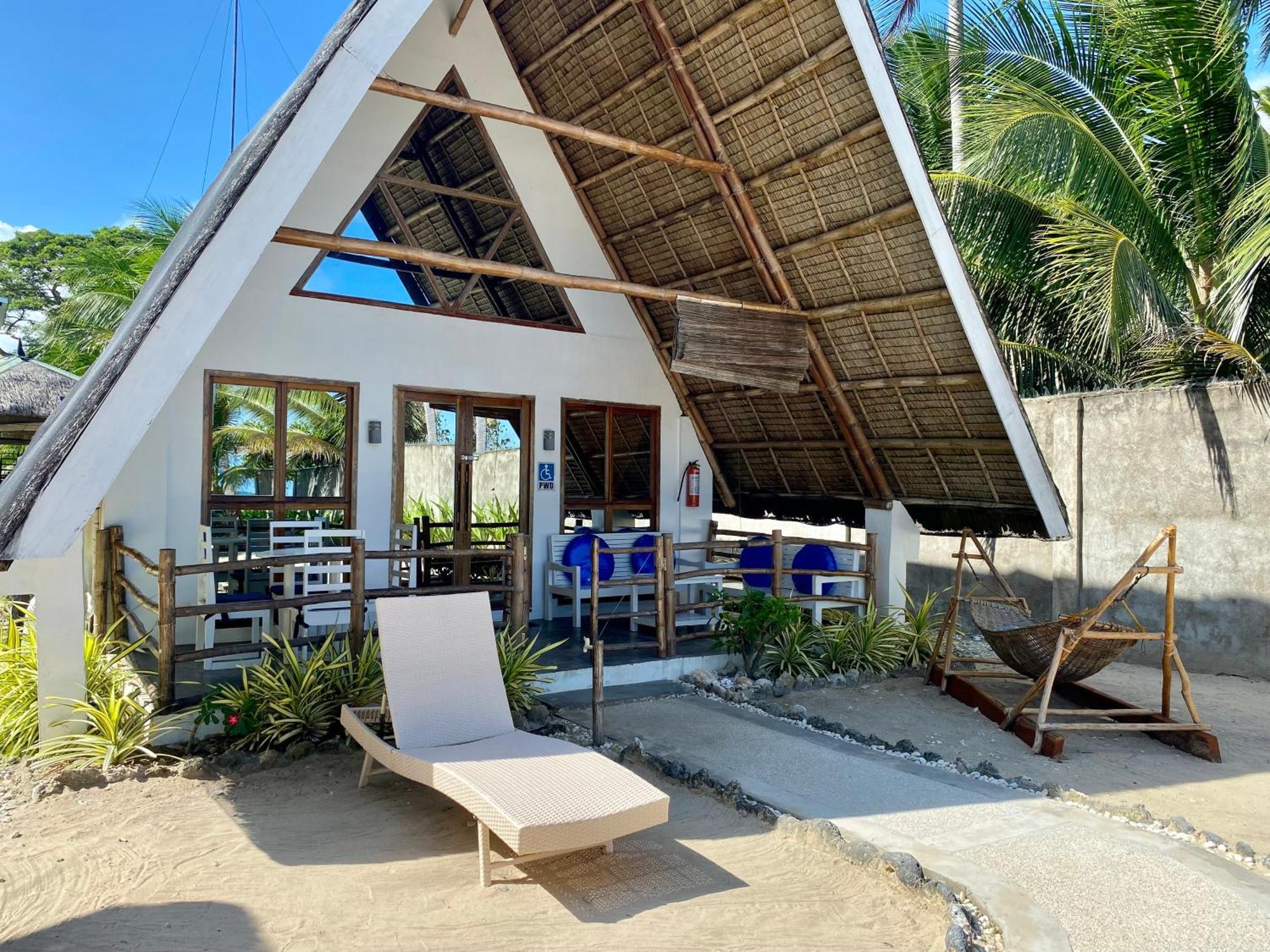 Surya Beach Resort Palawan Aborlan Exteriör bild